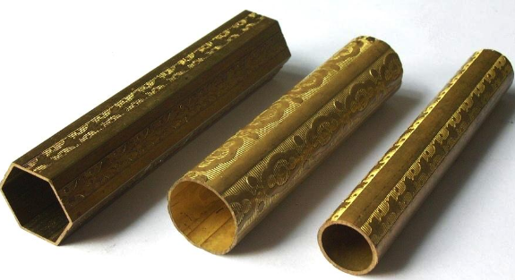লেজার স্বয়ংক্রিয় পাইপ কাটিয়া মেশিন